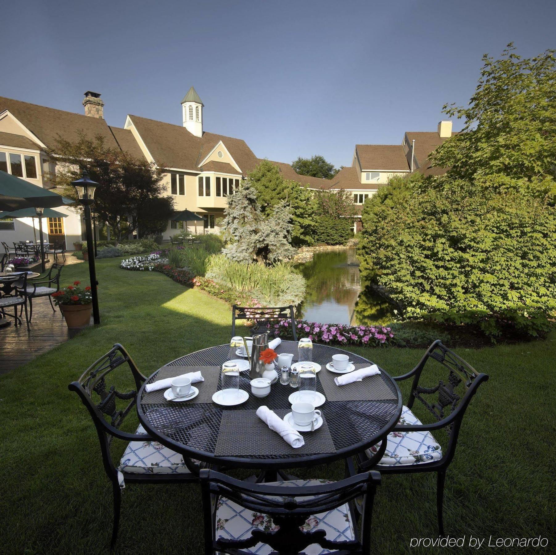 Orchards Hotel Уилямстаун Екстериор снимка