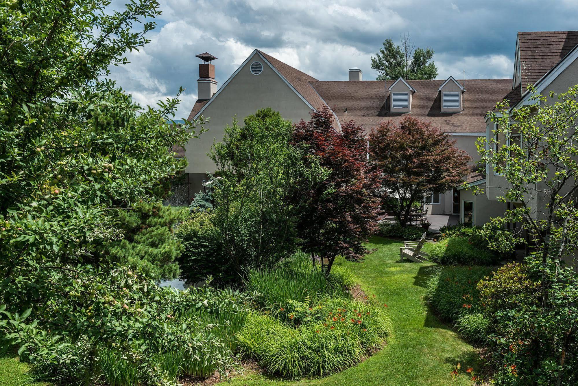 Orchards Hotel Уилямстаун Екстериор снимка